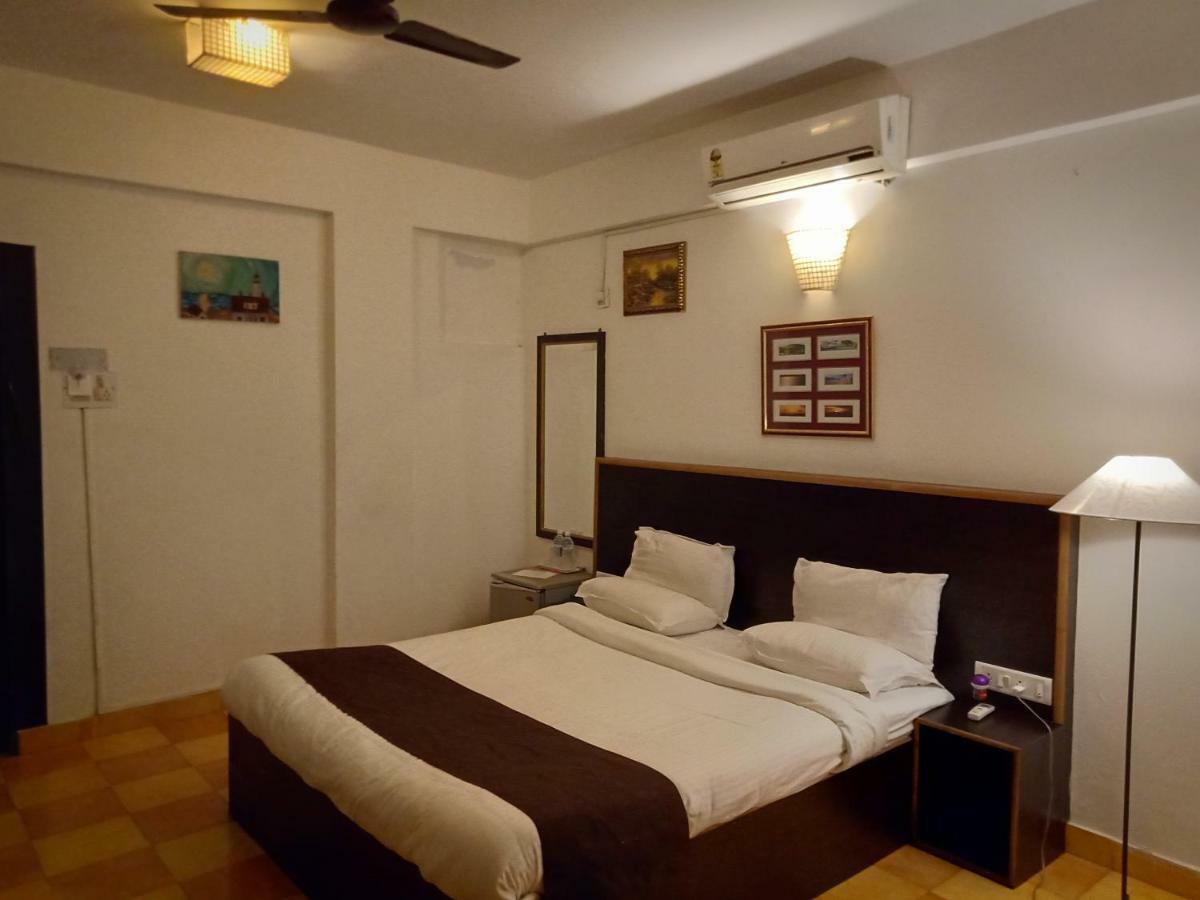 Castle House Calangute Hotel Bagian luar foto